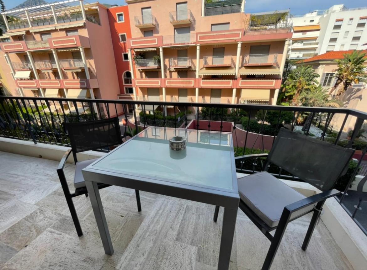 Studio 2 Pers , 40M2 En Bord De Mer Avec Vue Mer Μεντόν Εξωτερικό φωτογραφία